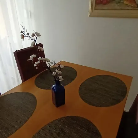 Marelja - Private Parking And Balcony Apartament Zadar