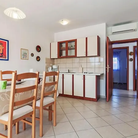 Marelja - Private Parking And Balcony Apartment Zadar
