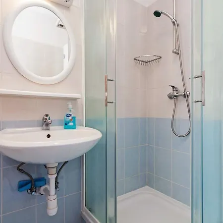 Marelja - Private Parking And Balcony Apartment