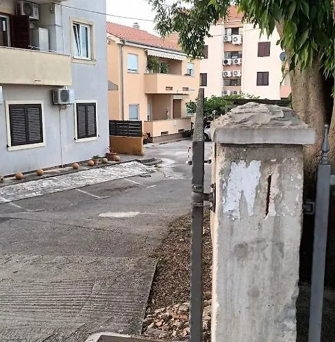 Marelja - Private Parking And Balcony